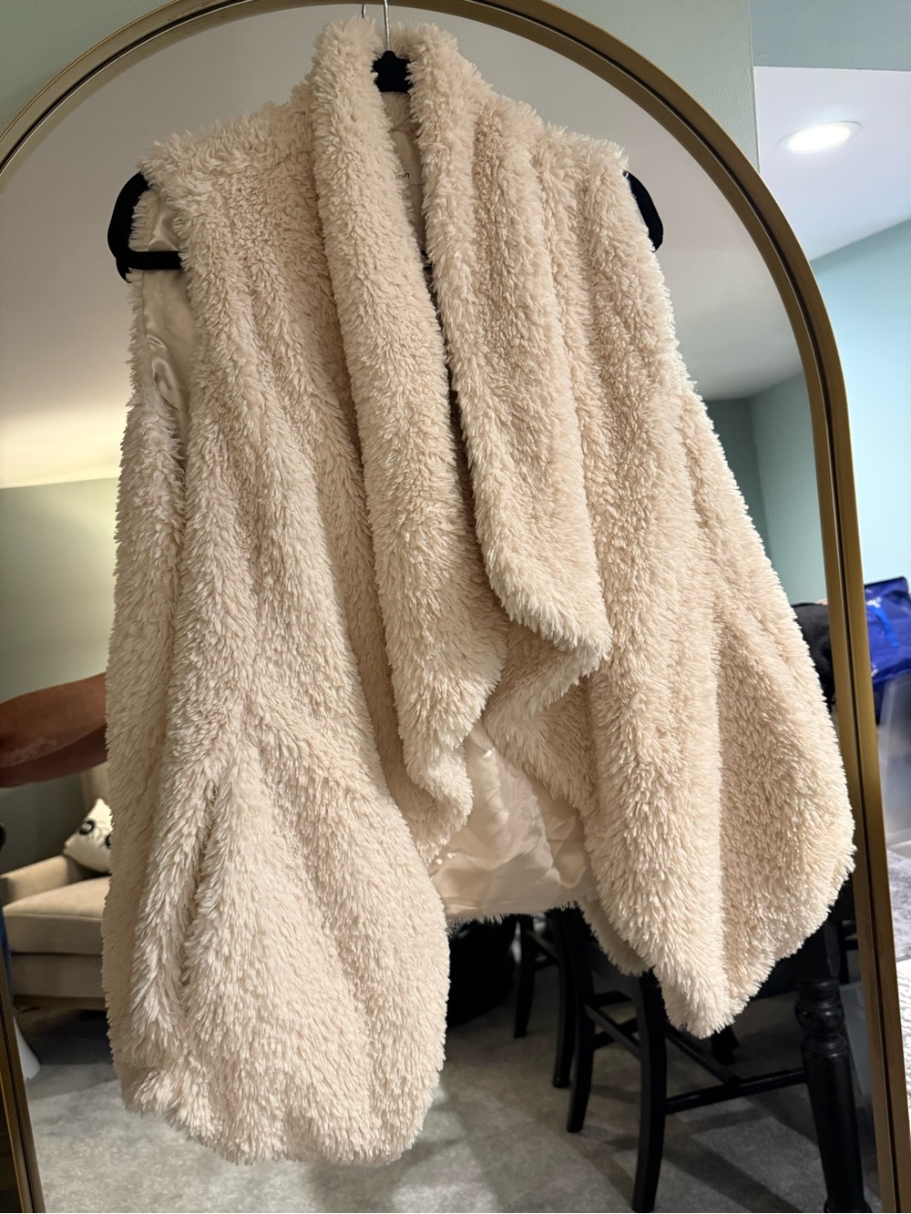 Calvin Klein Cream Plush Shawl-Collar Vest